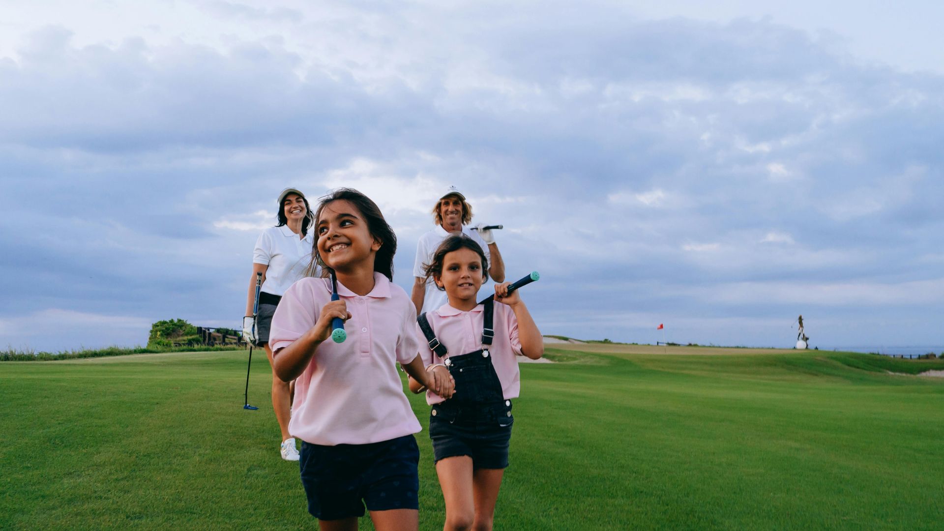 How to Help Your Child Get Into Golf